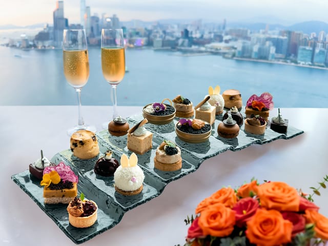 Harbour Grand Hong Kong｜Le 188° Restaurant & Lounge｜Black Truffle, Wagyu Beef, Bird's Nest and Mango Afternoon Tea Extravaganza｜Duck liver • Sea urchin • Truffle afternoon tea | Hotel Afternoon Tea 2024 - Photo 1 of 3